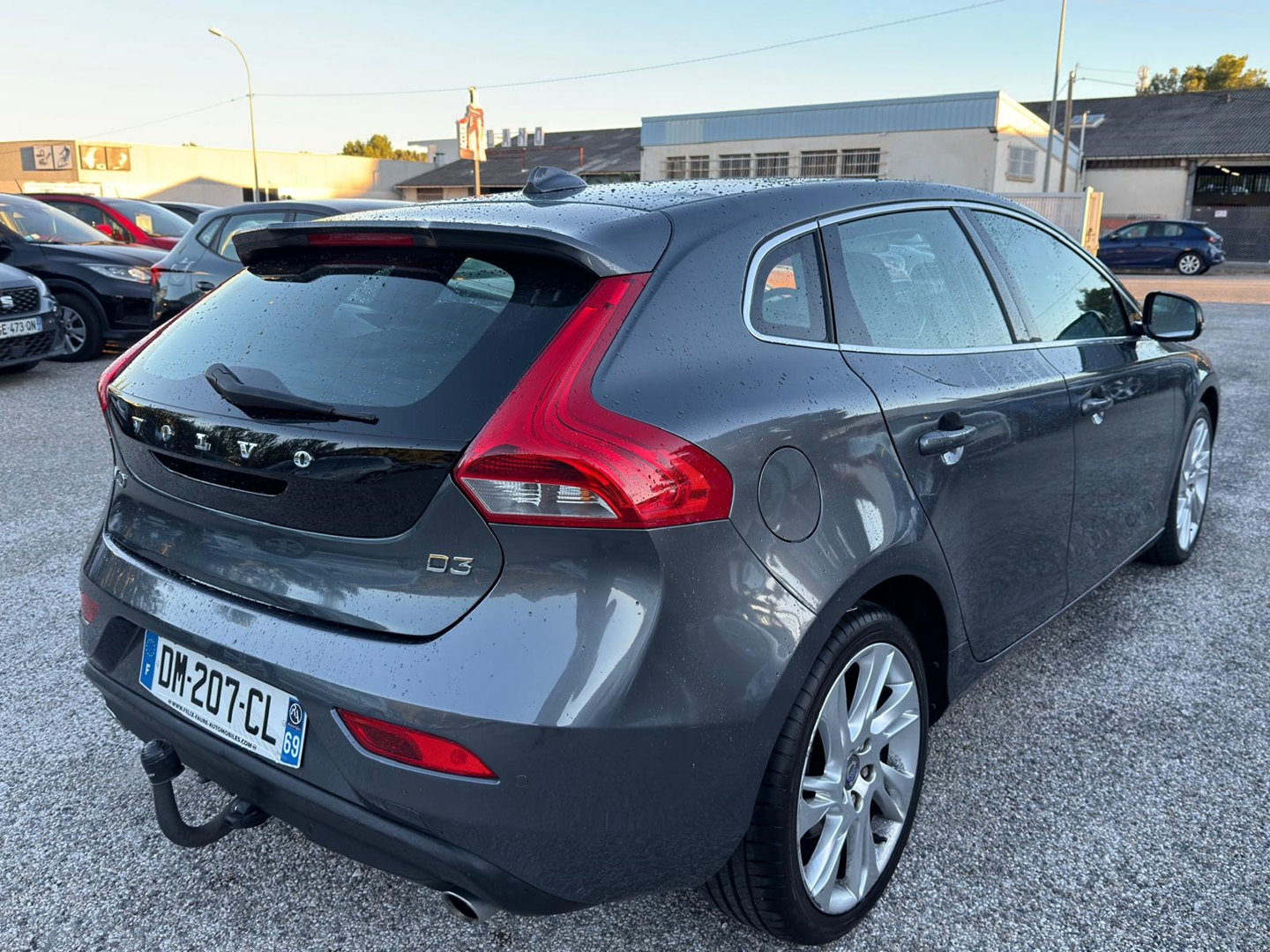 V40