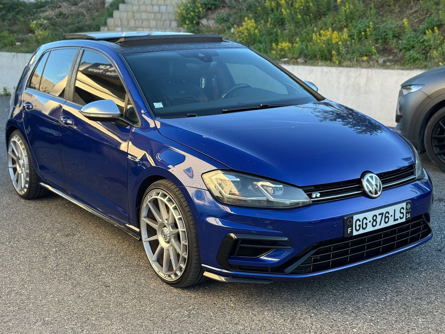 GOLF VII