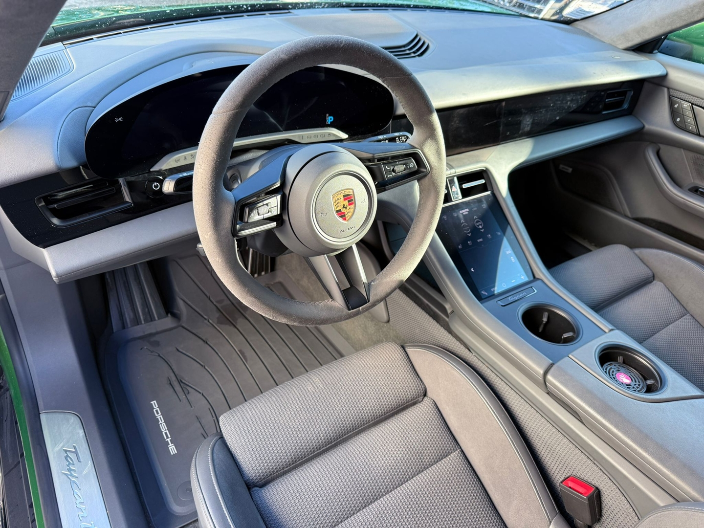 TAYCAN CROSS TURISMO