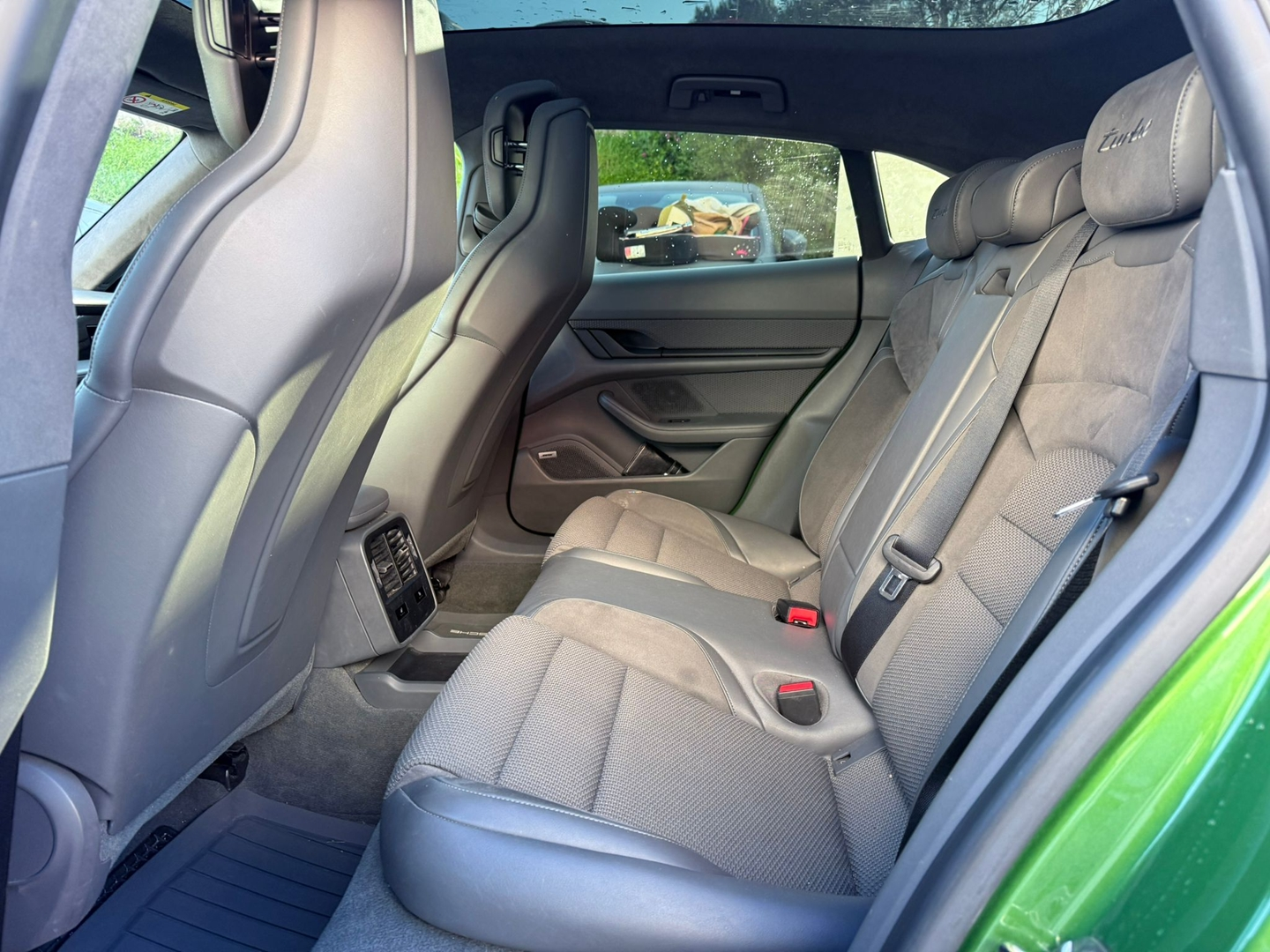 TAYCAN CROSS TURISMO