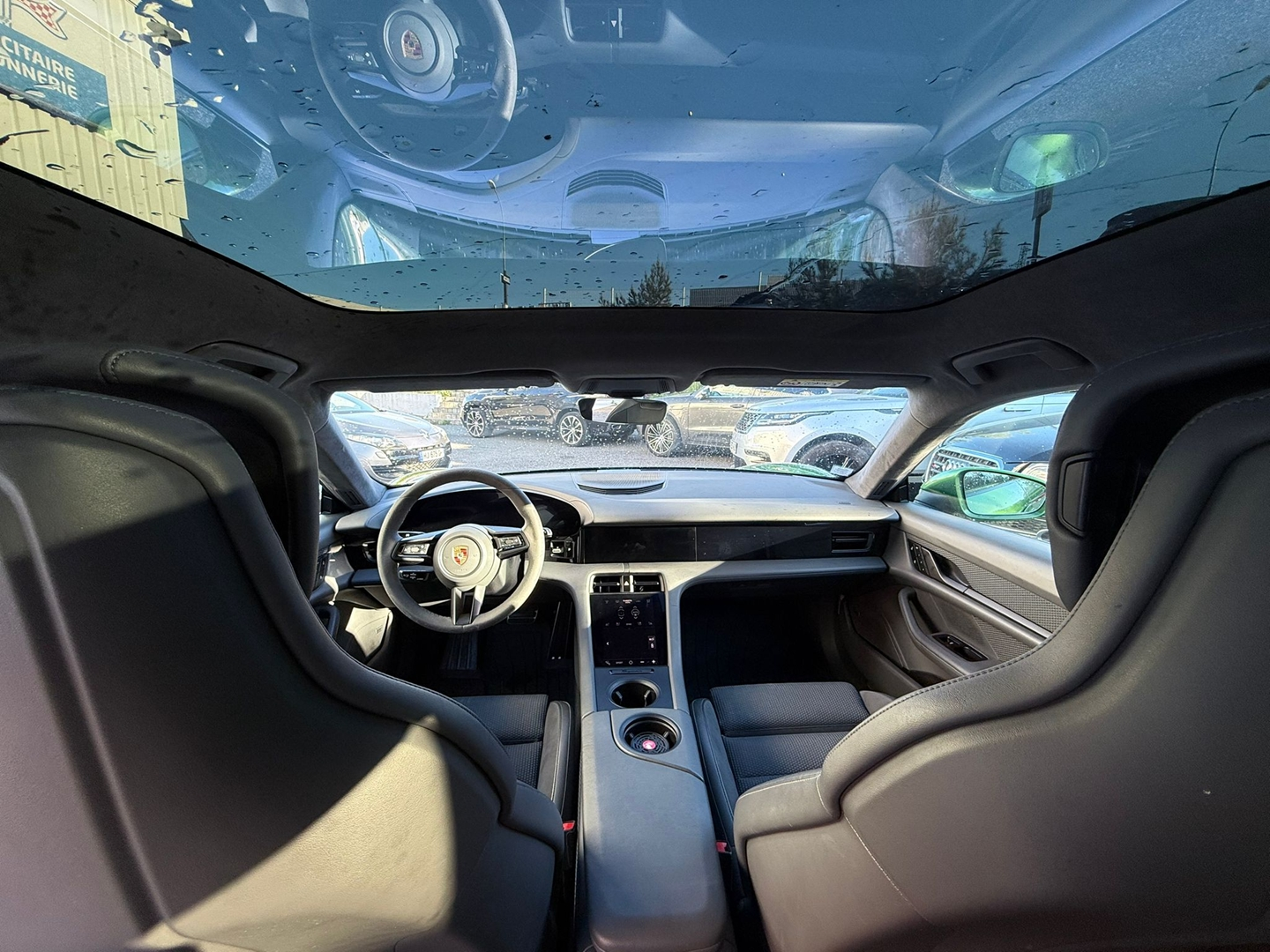 TAYCAN CROSS TURISMO