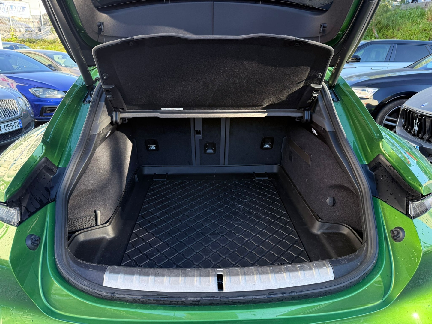 TAYCAN CROSS TURISMO