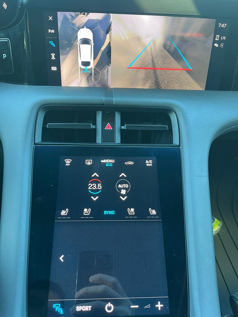 TAYCAN CROSS TURISMO