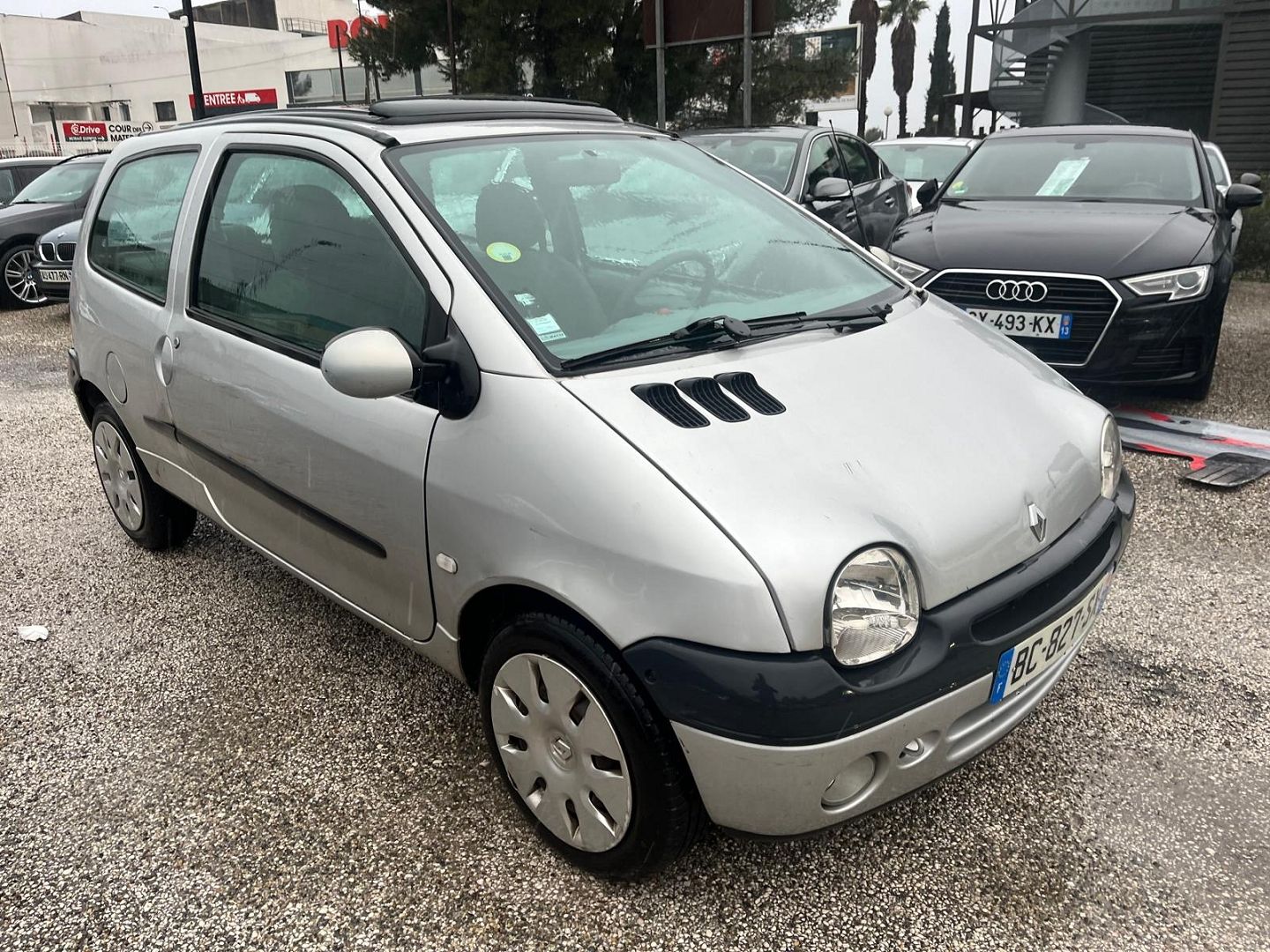 TWINGO