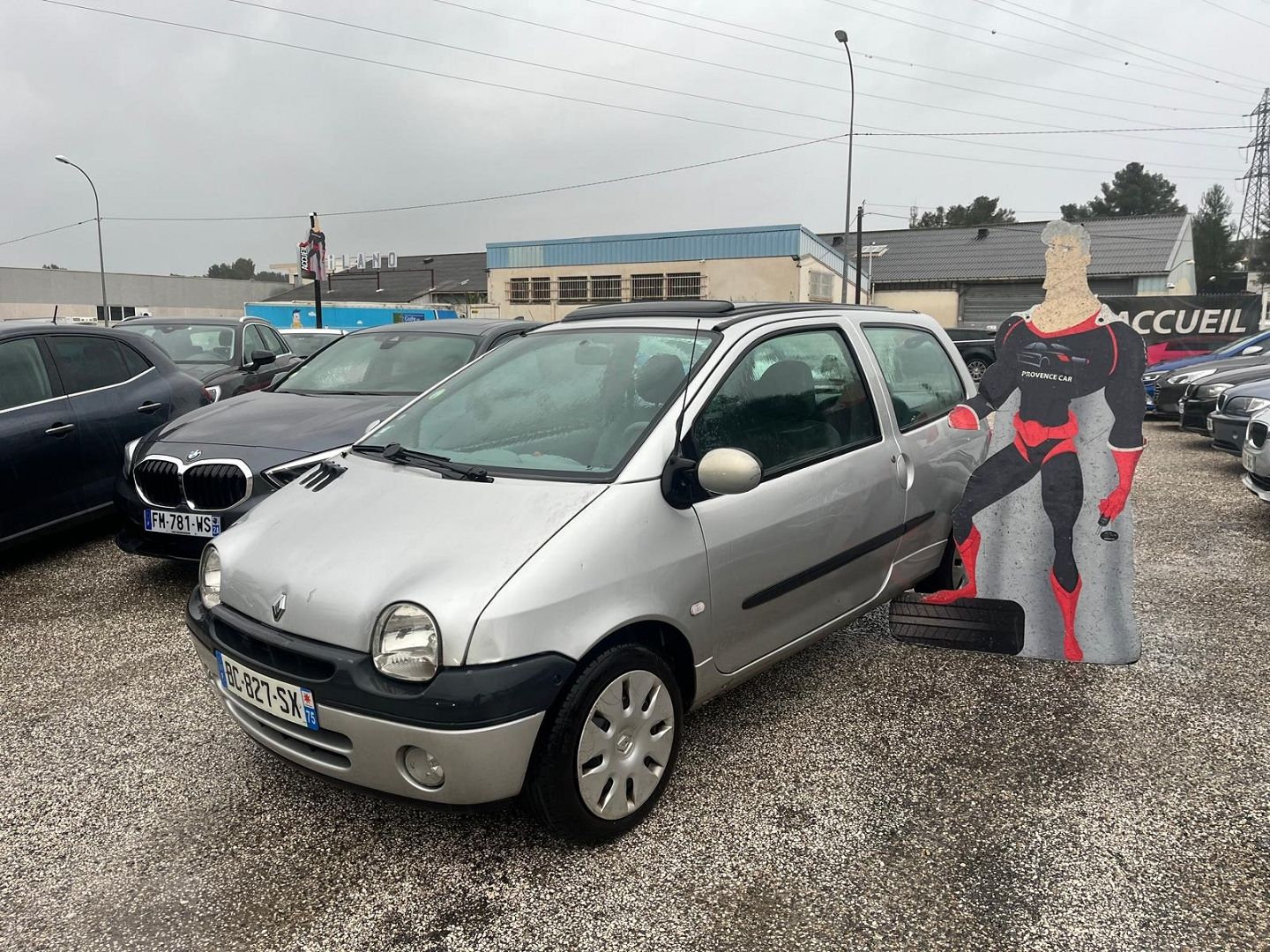 TWINGO