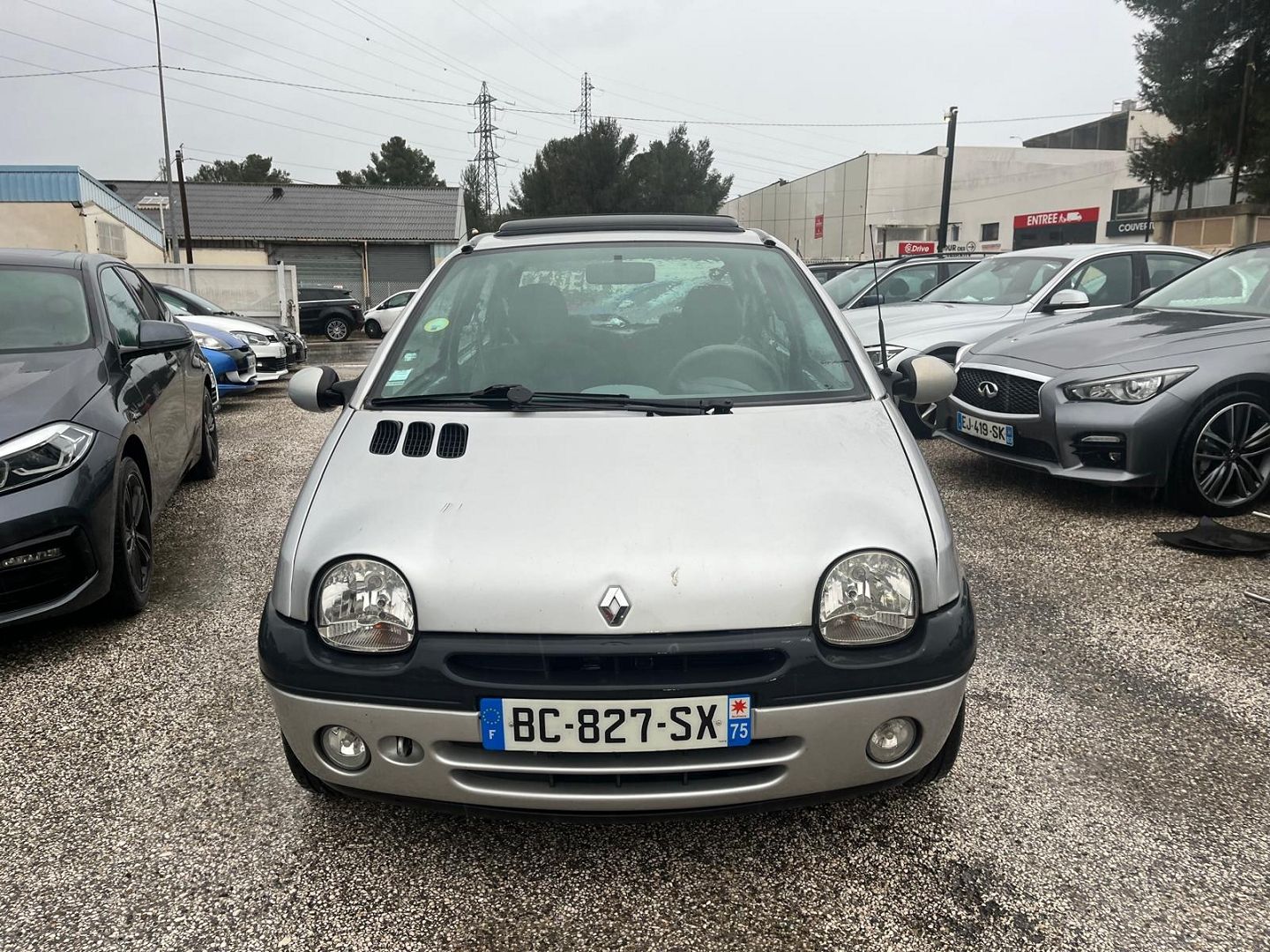 TWINGO