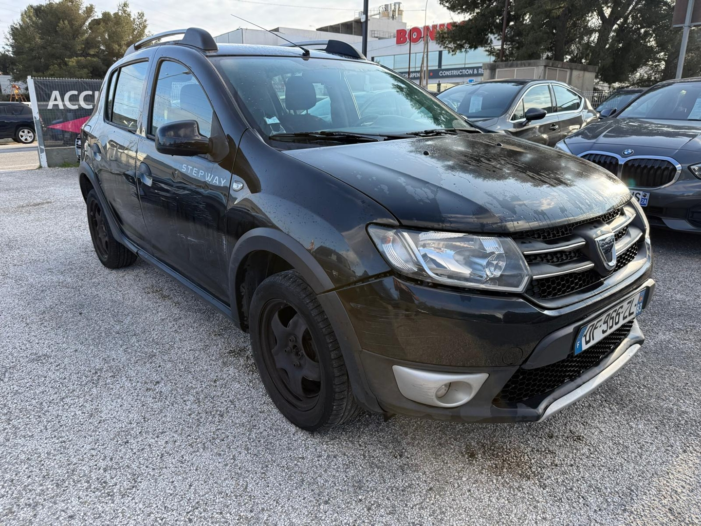 SANDERO