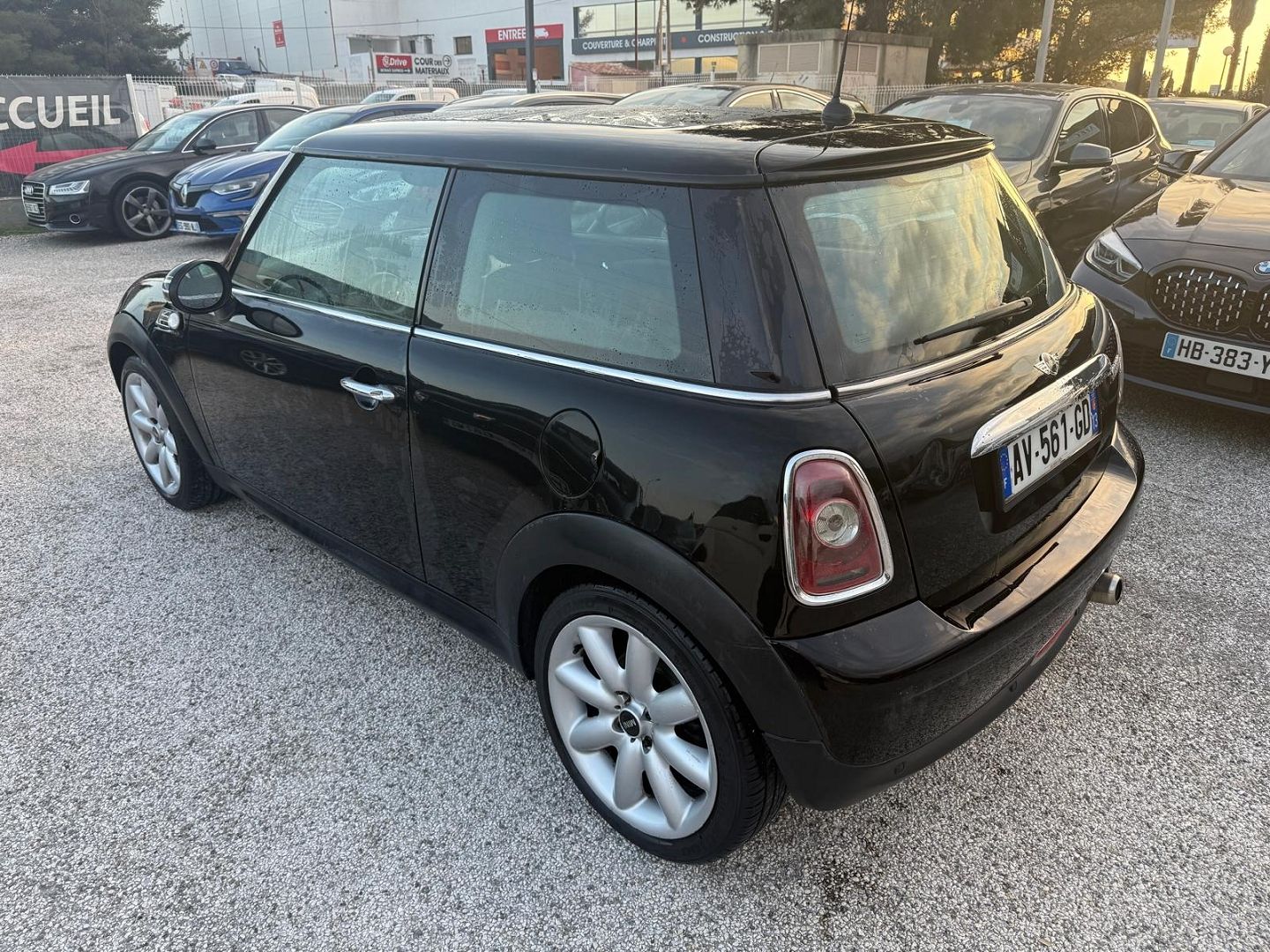 MINI
