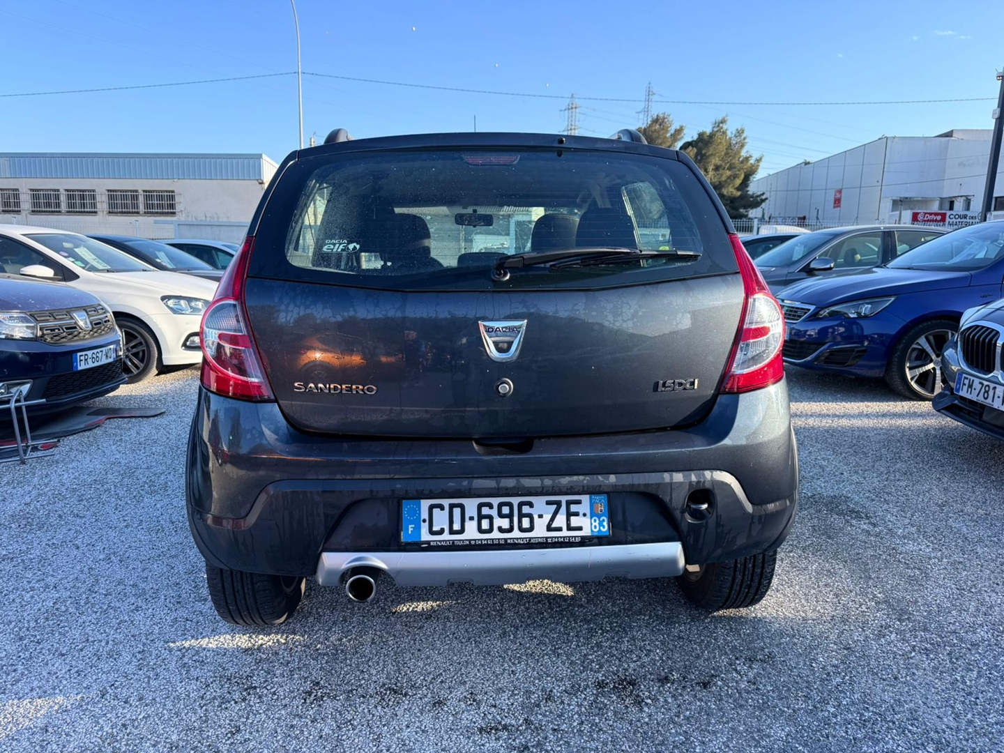 SANDERO