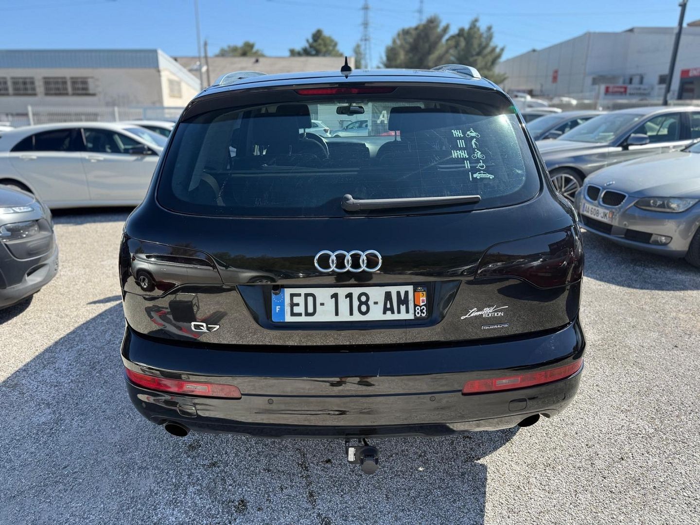Q7