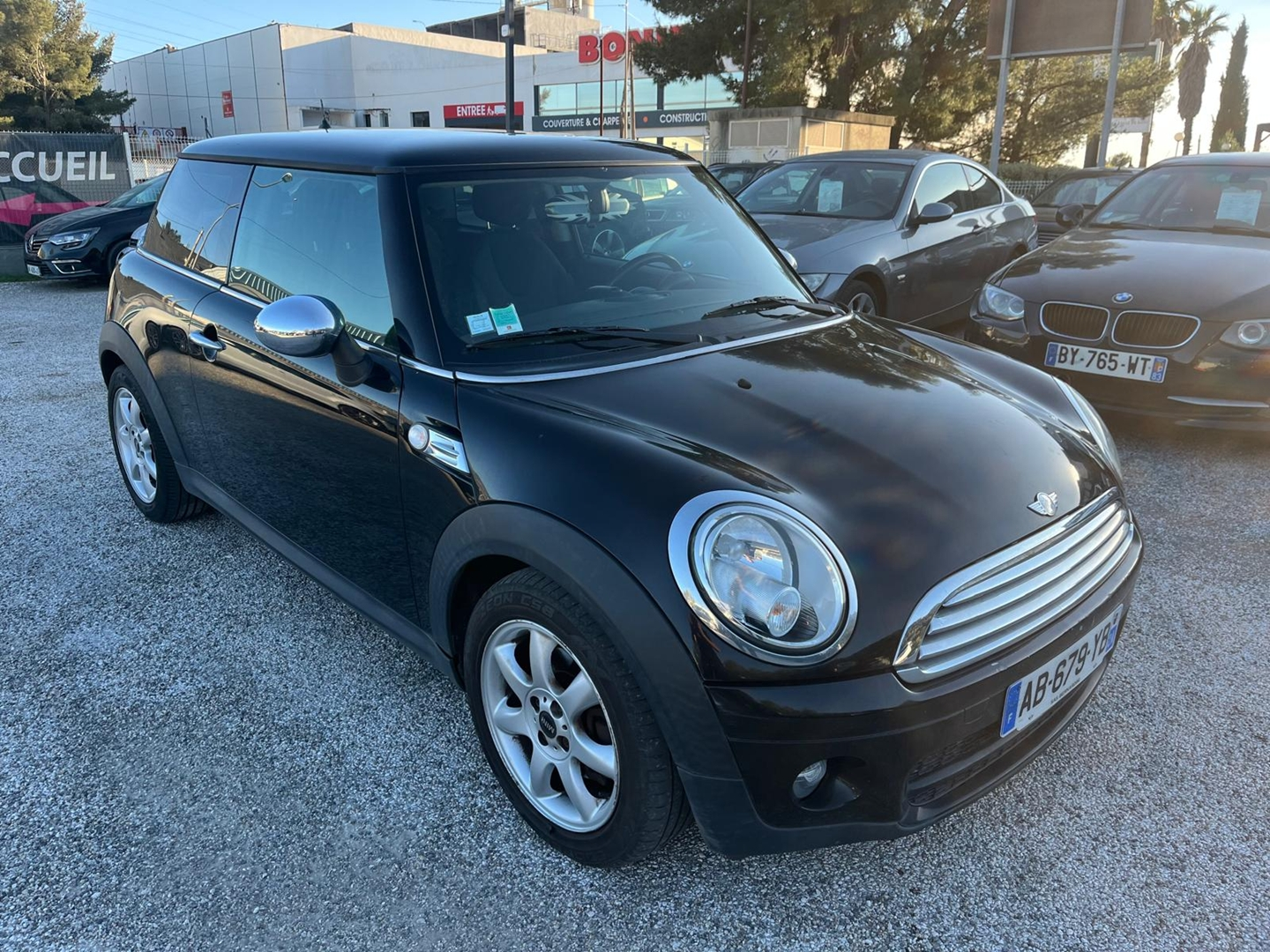 MINI