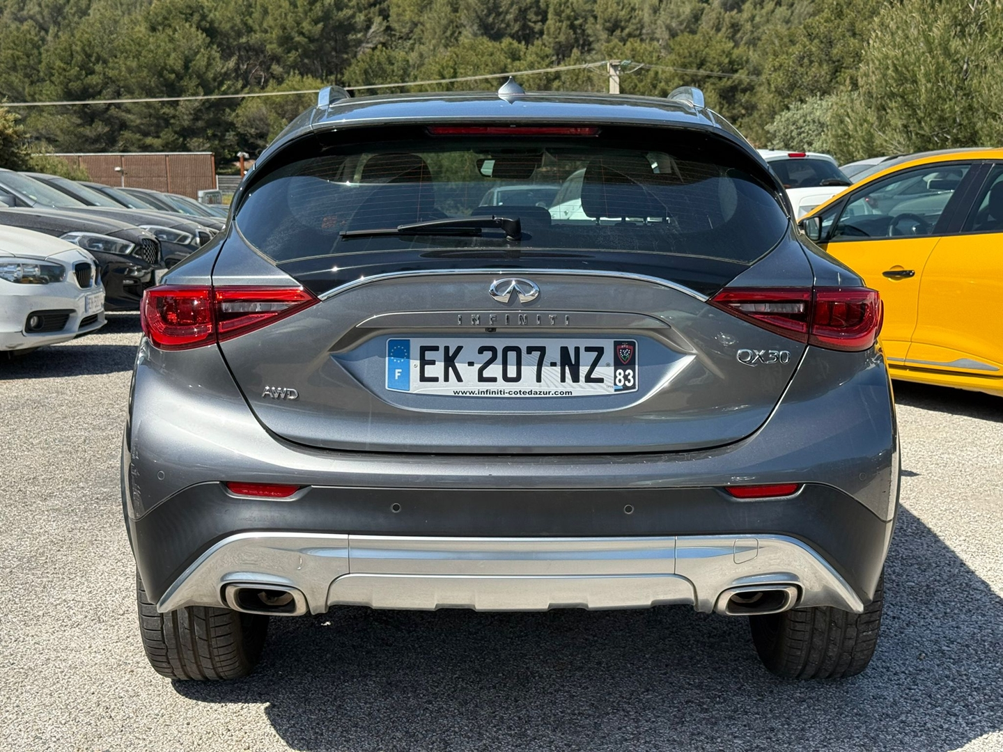QX30
