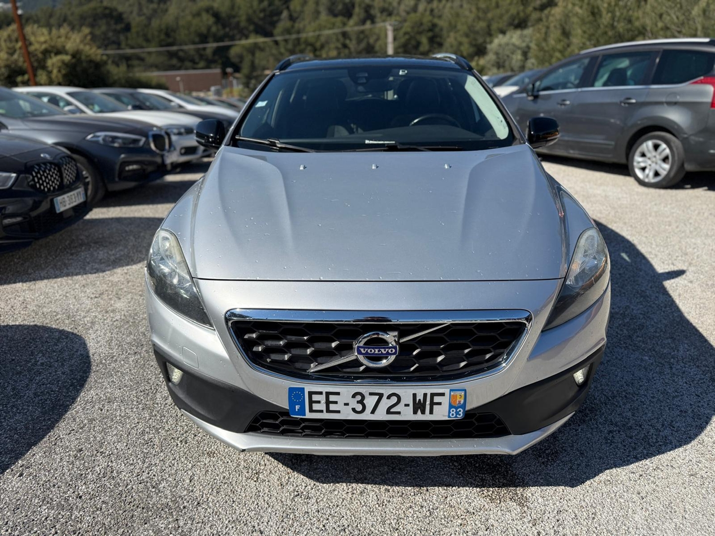 V40 CROSS COUNTRY