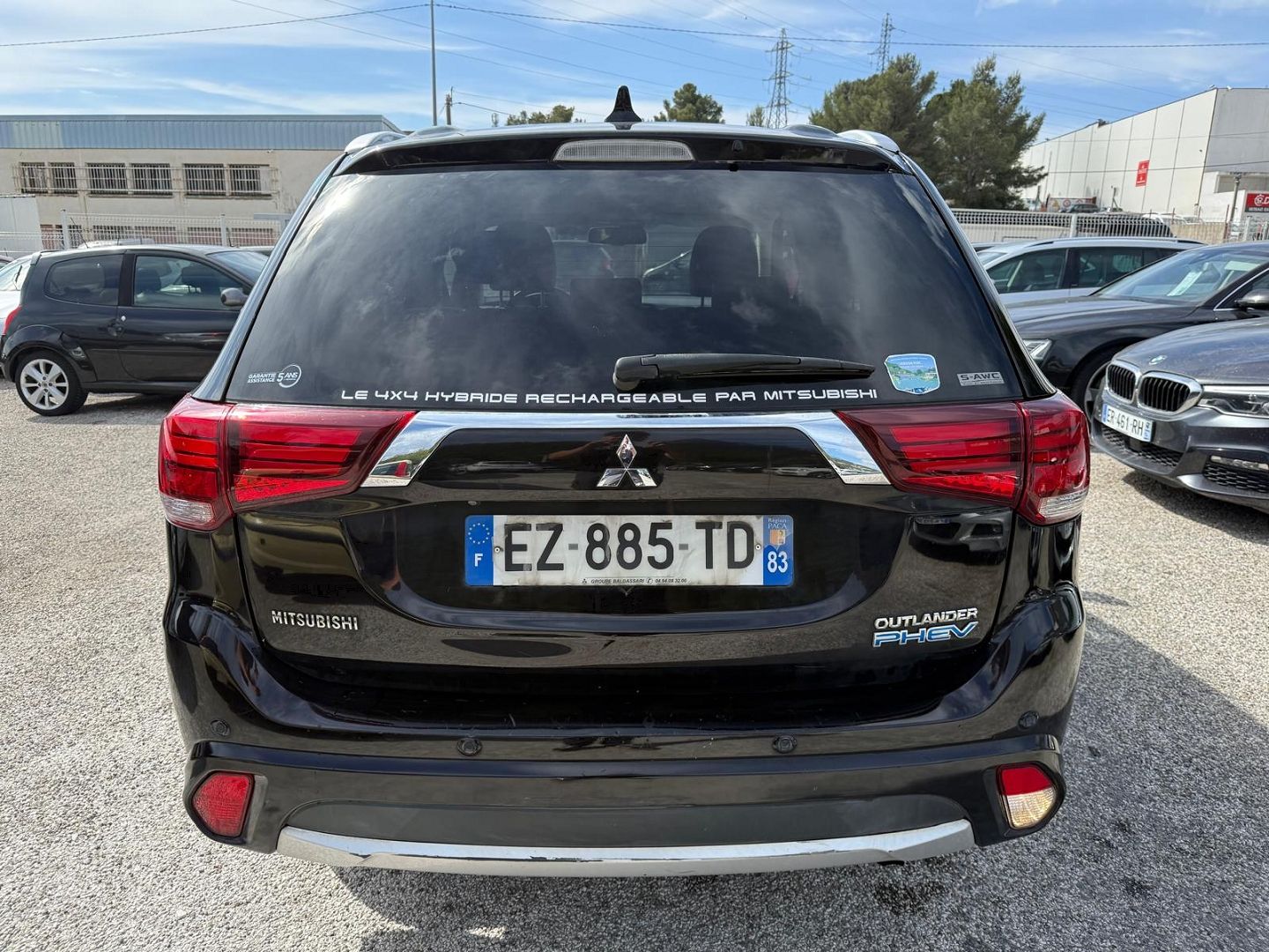 OUTLANDER