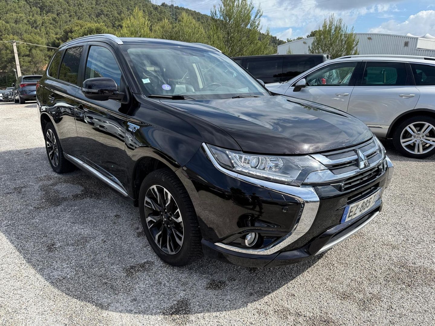OUTLANDER