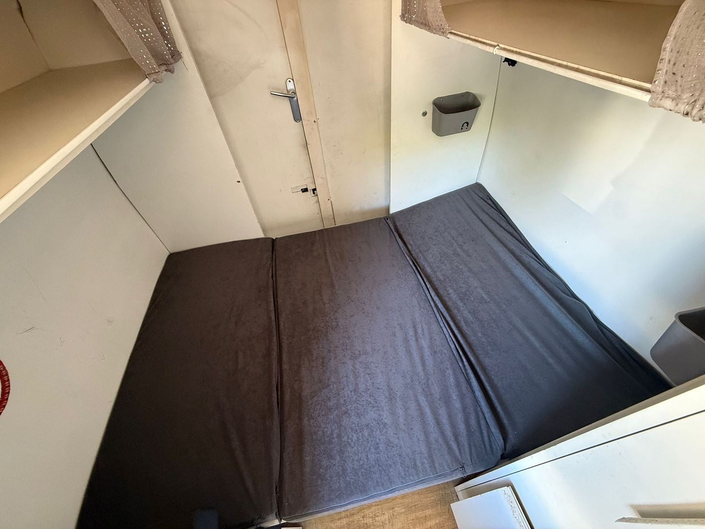 TRANSIT KOMBI