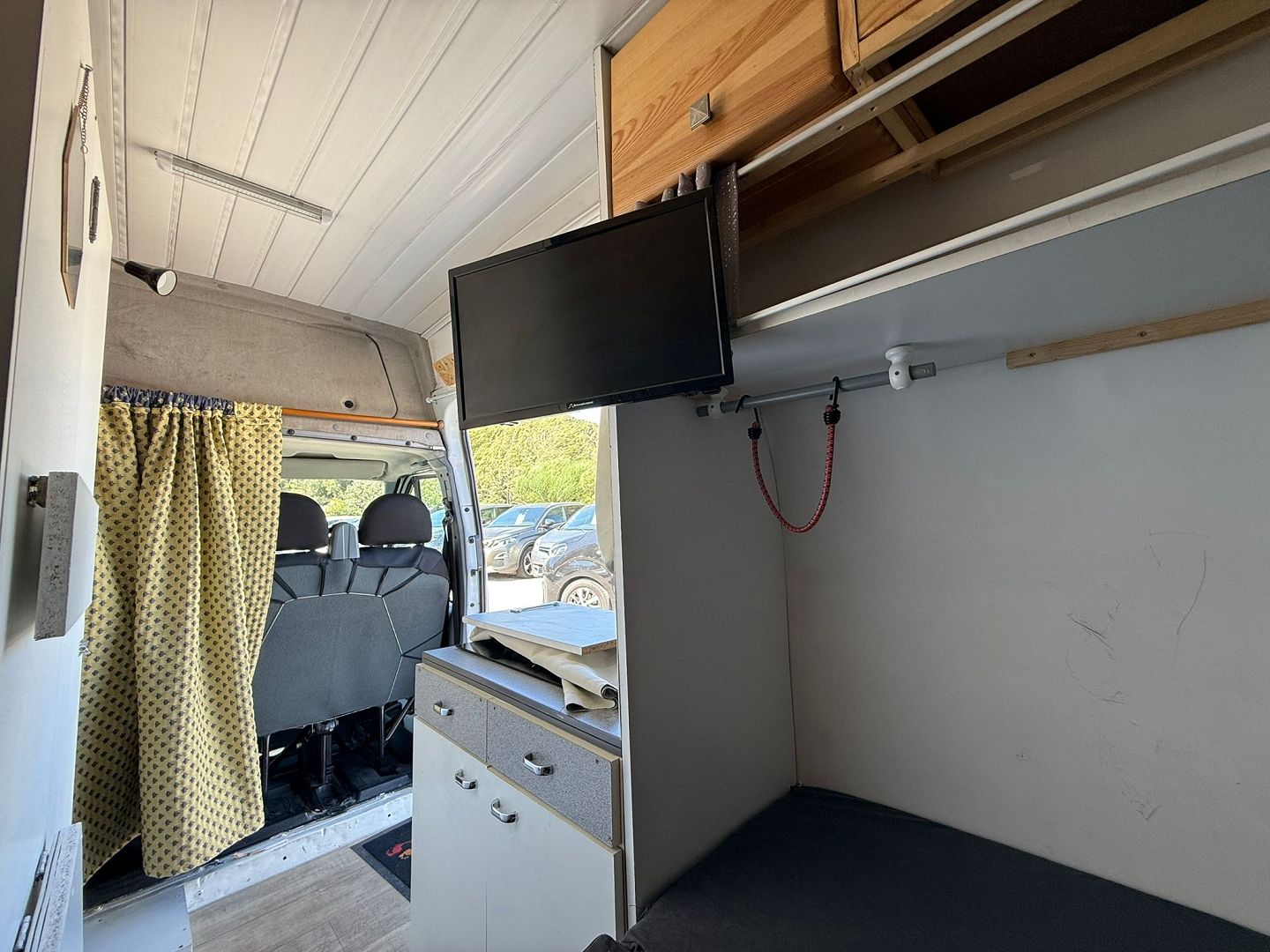TRANSIT KOMBI