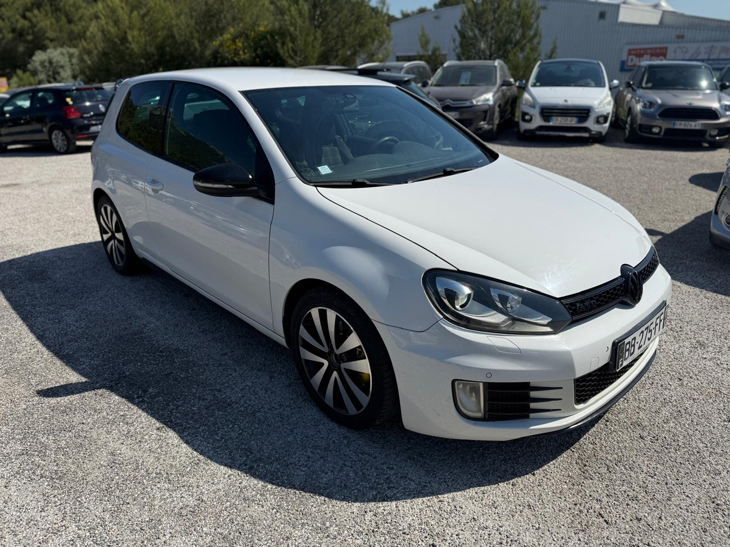 GOLF VI