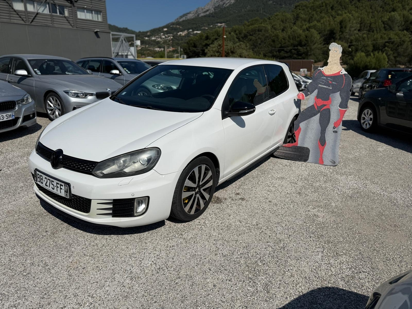 GOLF VI