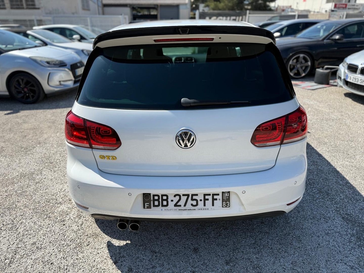GOLF VI
