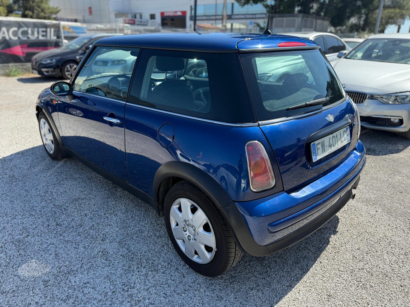 MINI