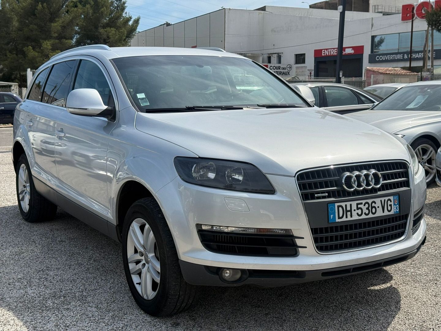 Q7