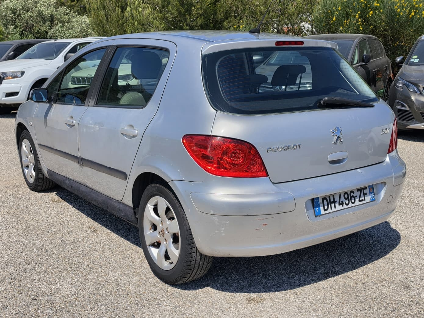 307
