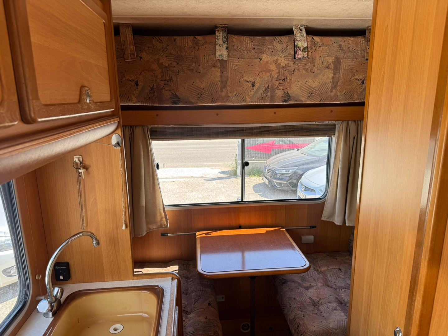 C25