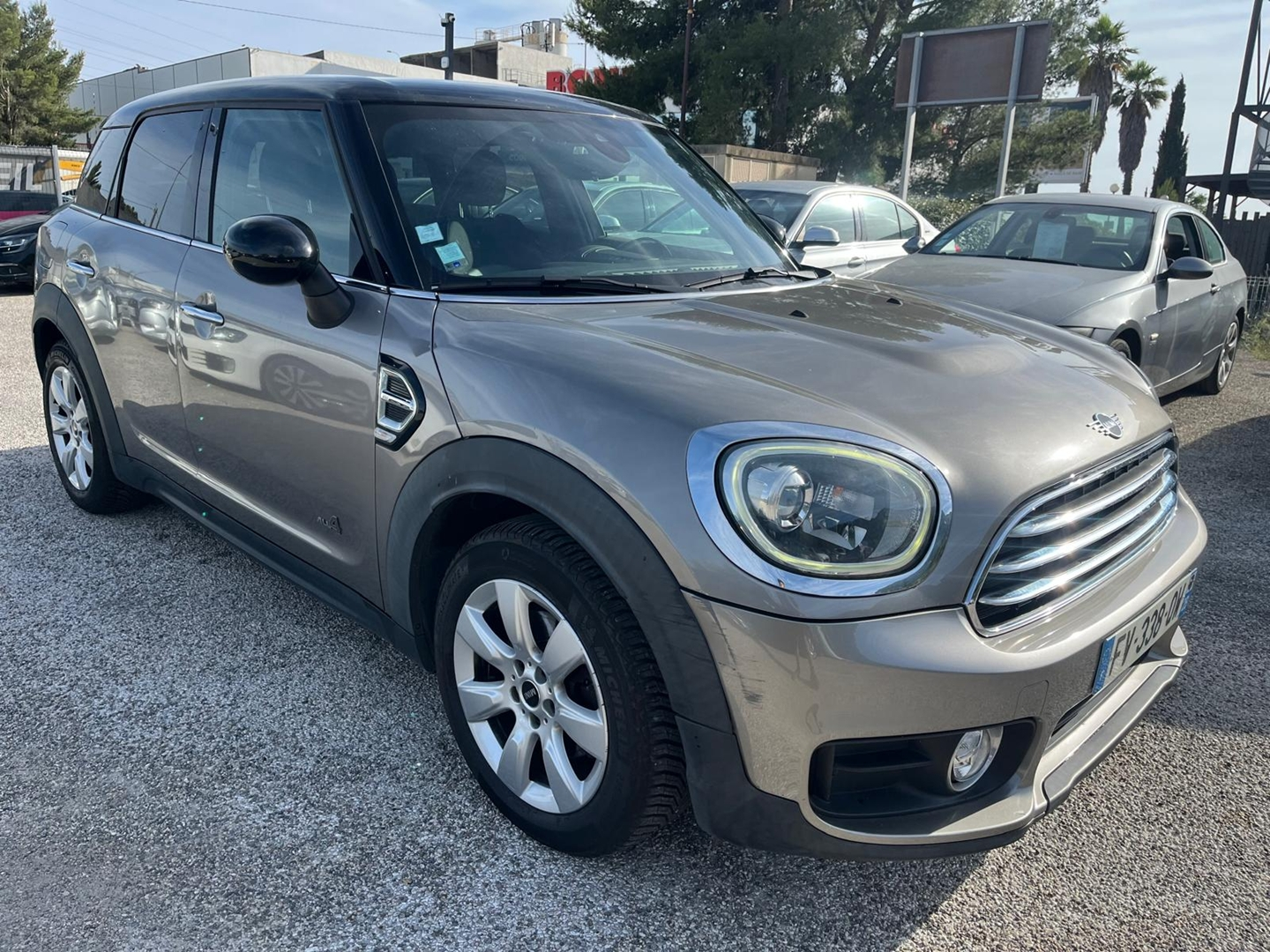 COUNTRYMAN