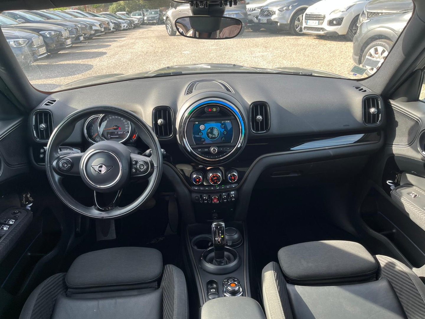COUNTRYMAN