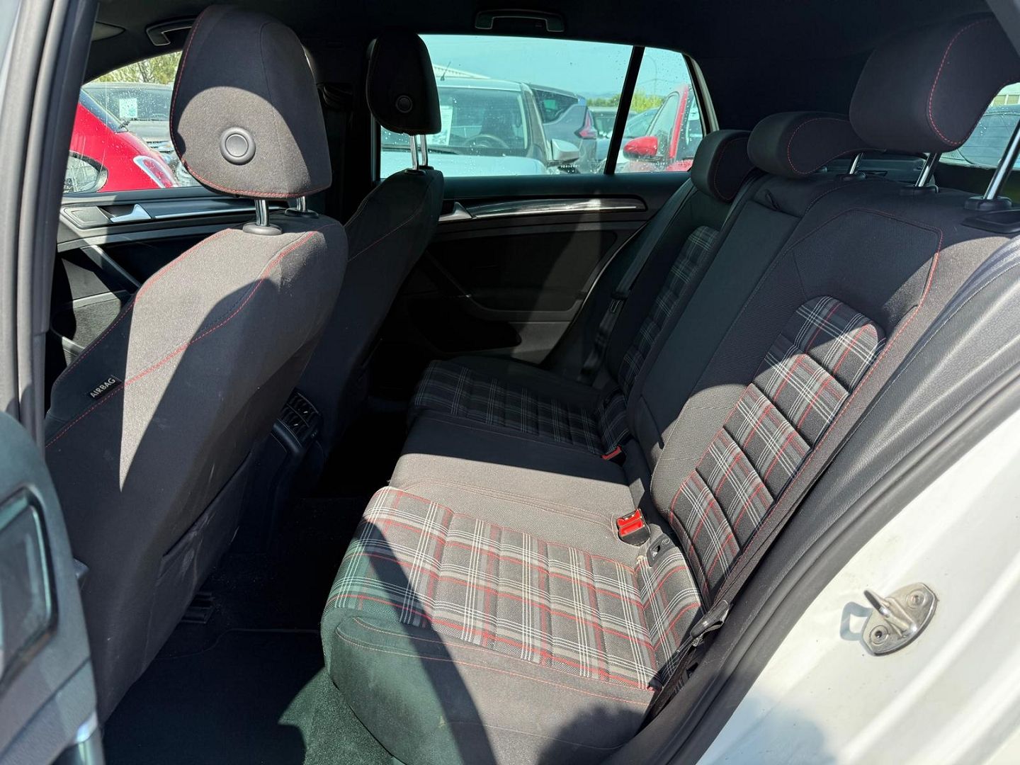 GOLF VII