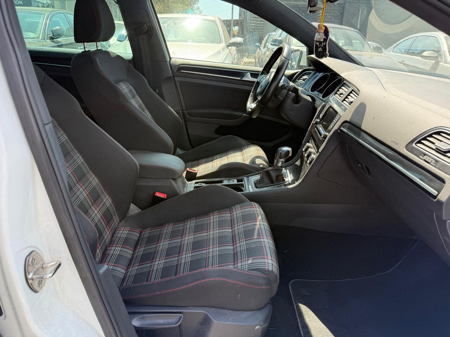 GOLF VII