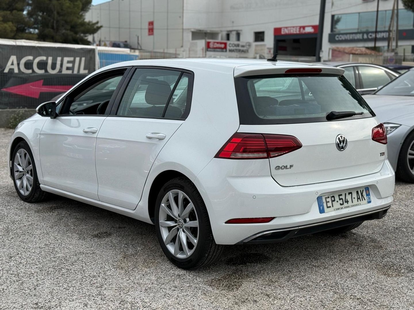 GOLF VII