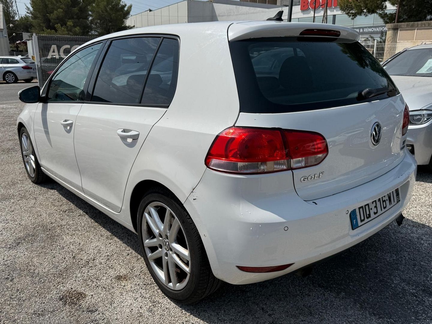 GOLF VI