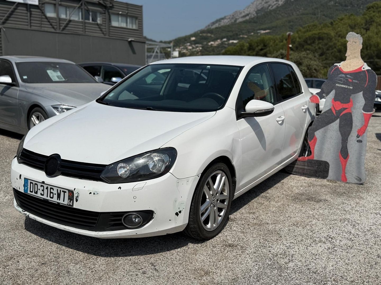 GOLF VI