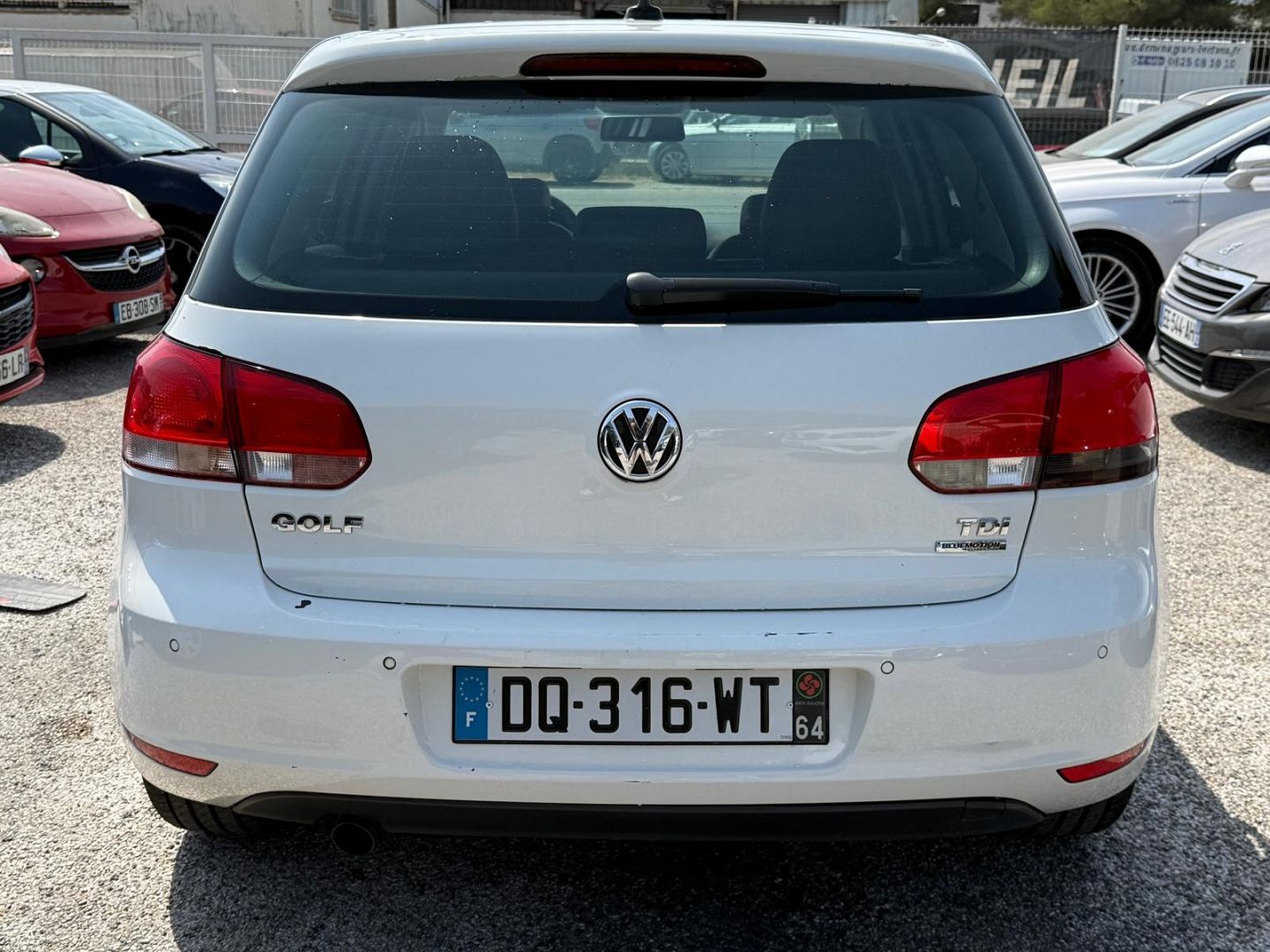 GOLF VI