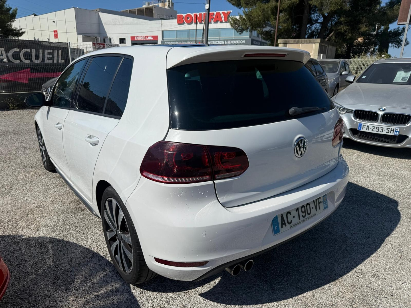 GOLF VI