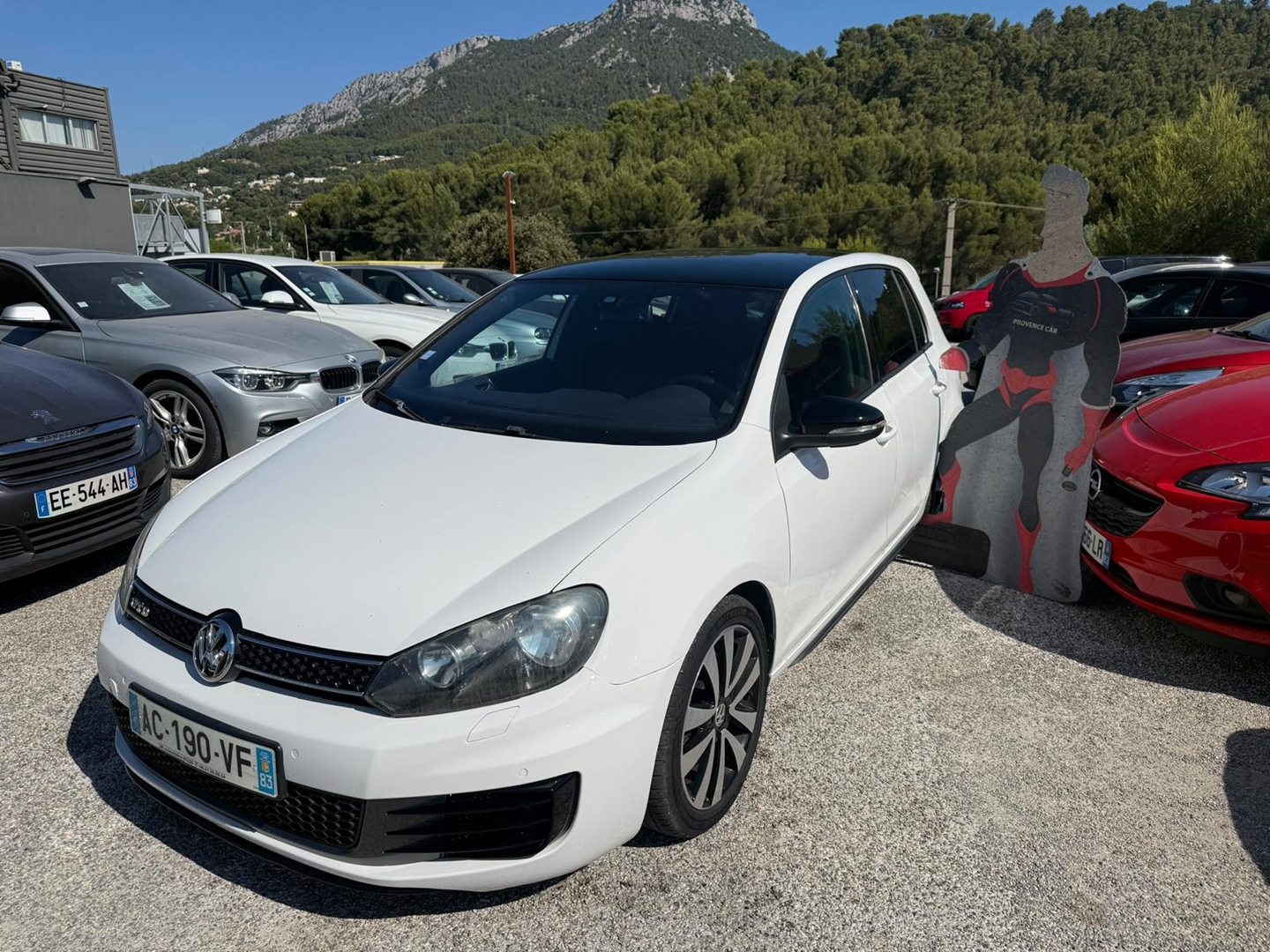 GOLF VI