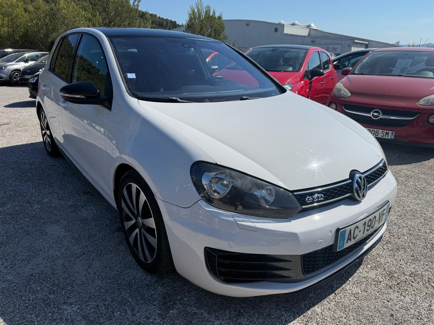 GOLF VI