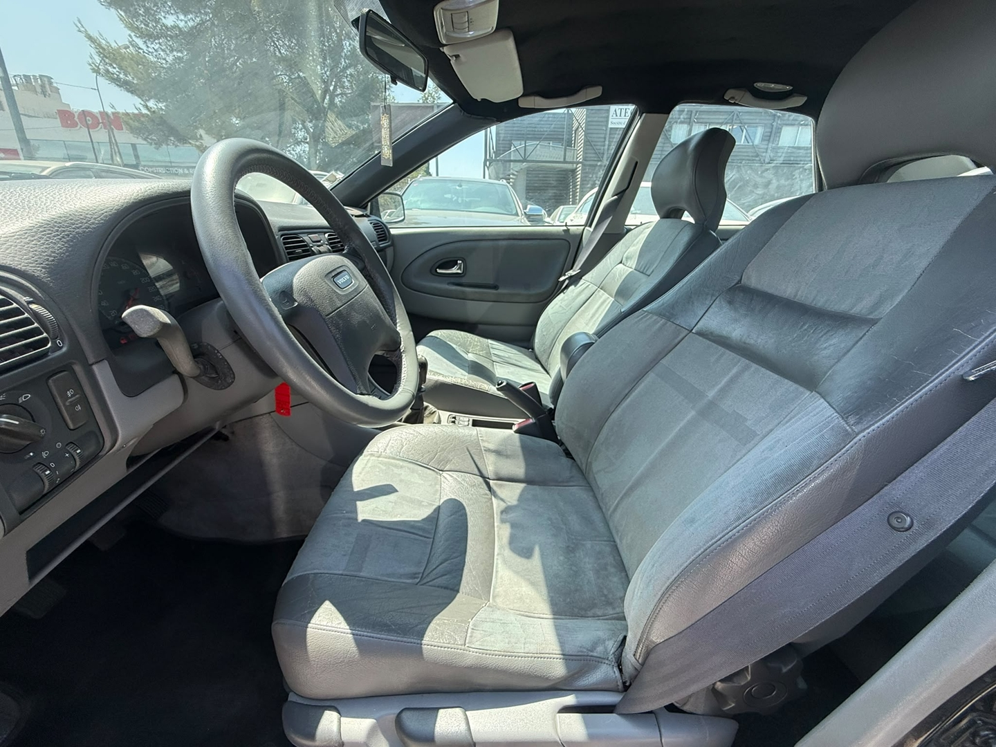S40