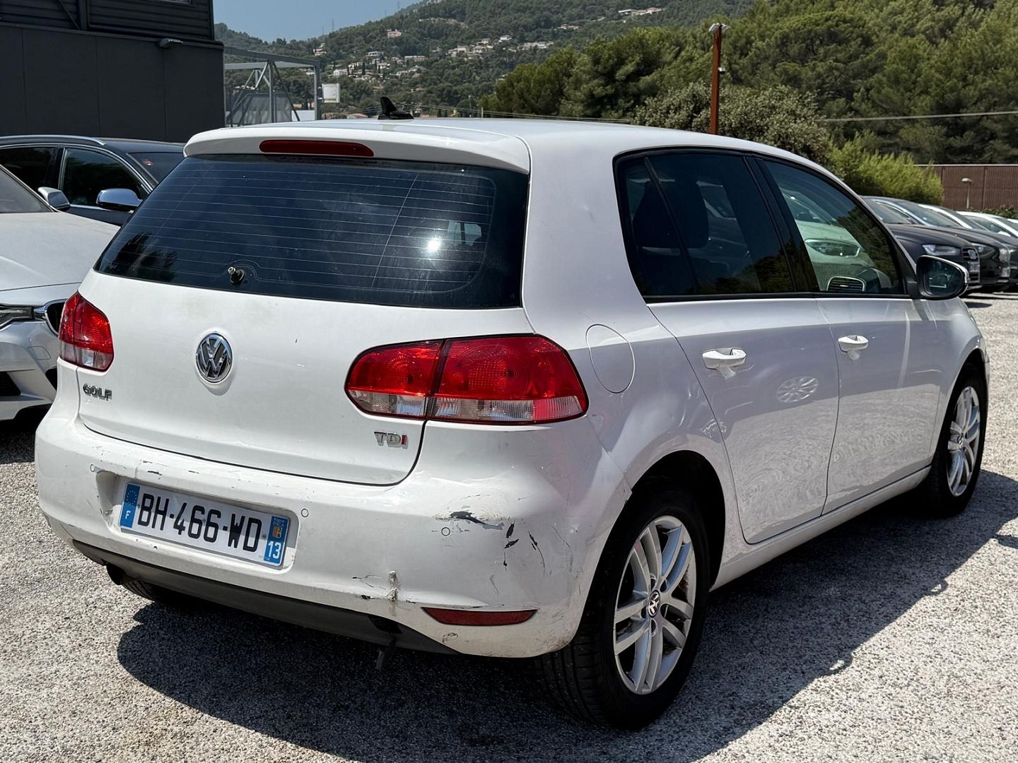 GOLF VI