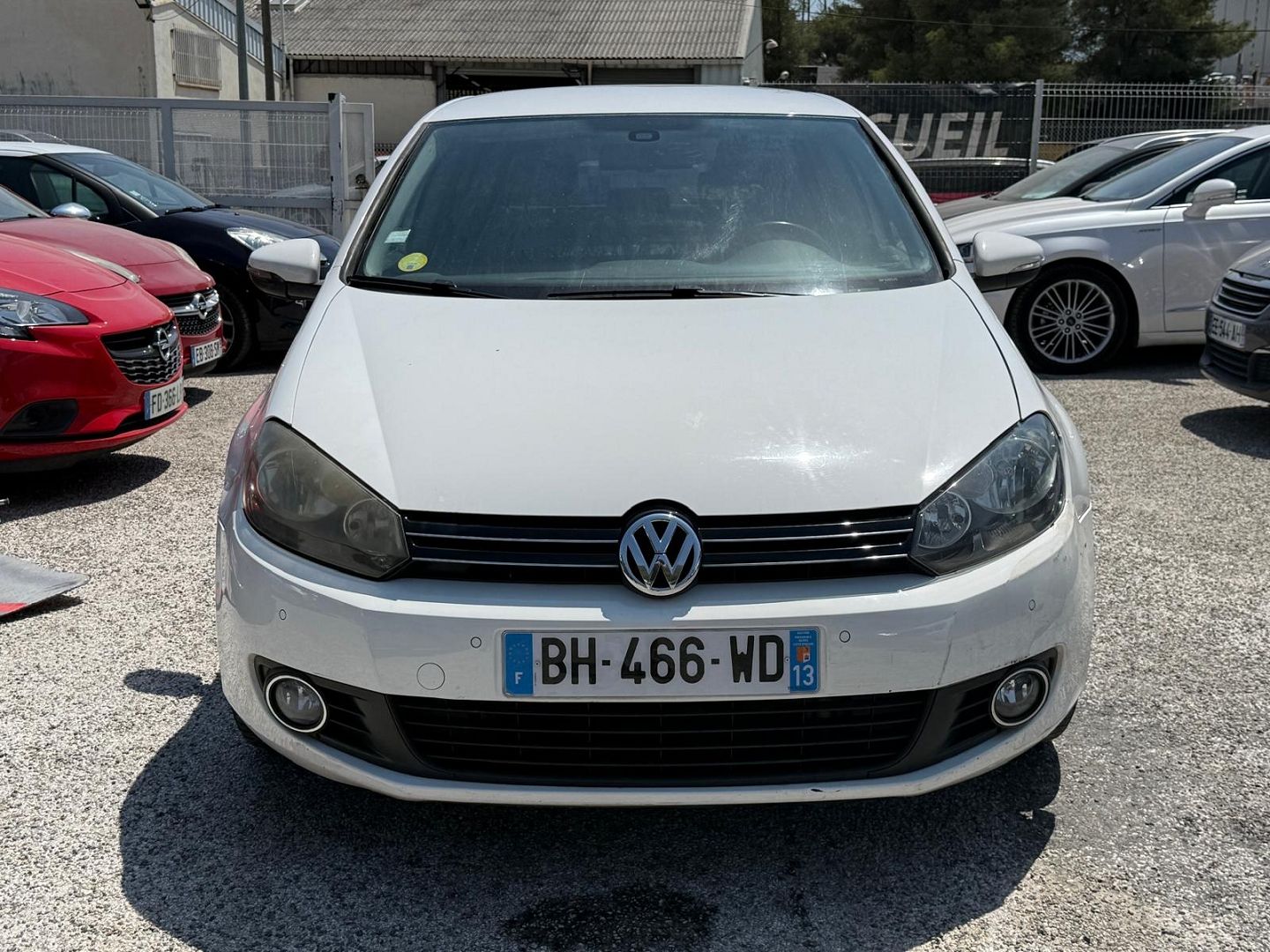 GOLF VI