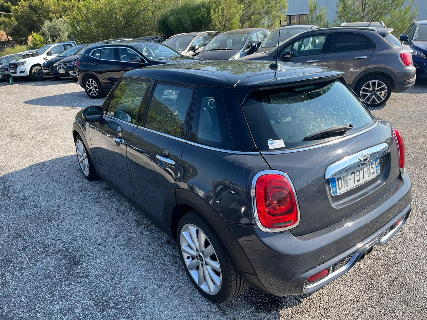 MINI 5 PORTES