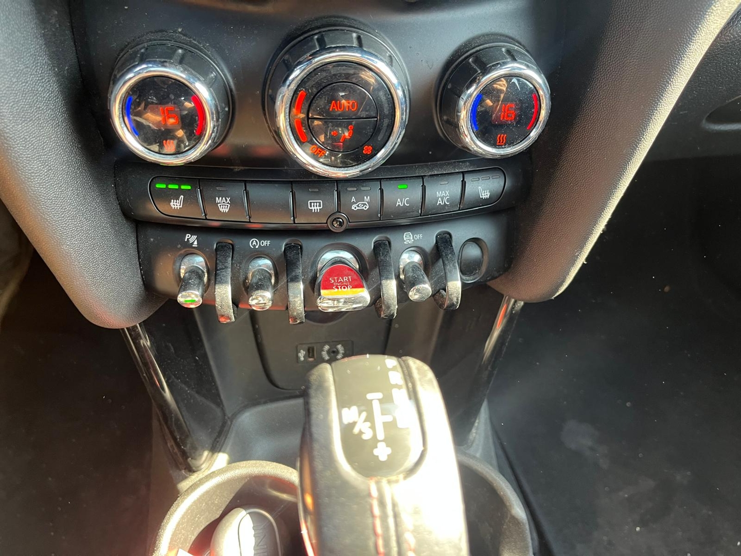 MINI 5 PORTES