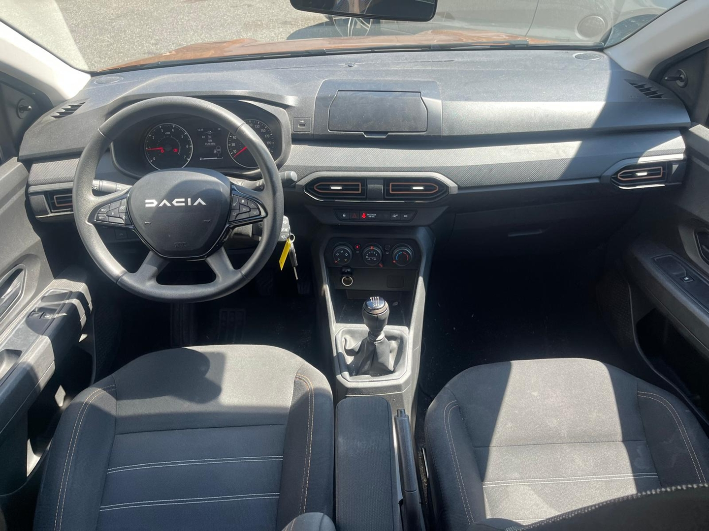 SANDERO