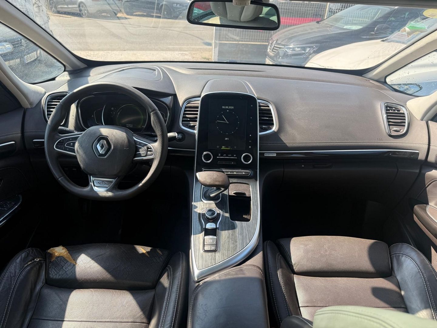 ESPACE V