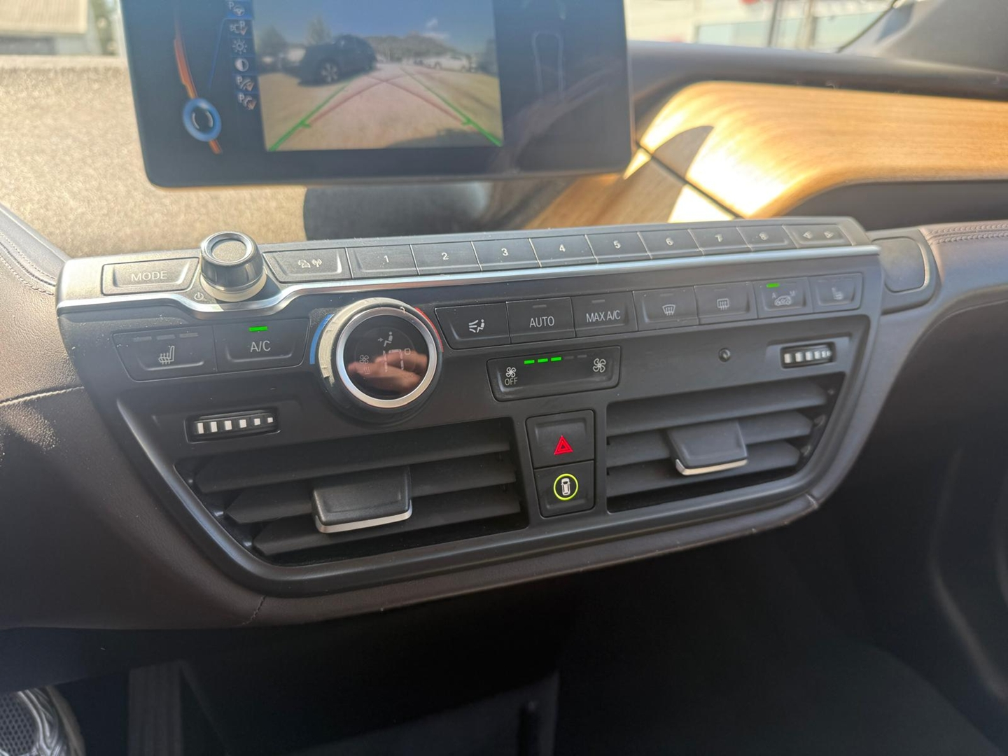I3