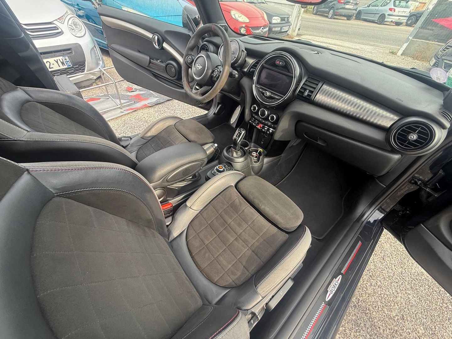 MINI