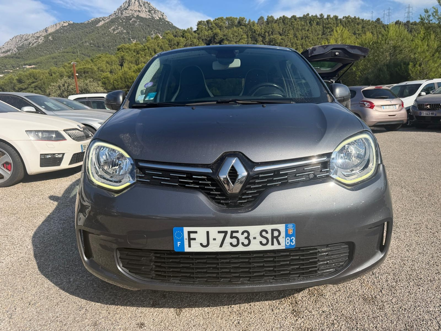 TWINGO III