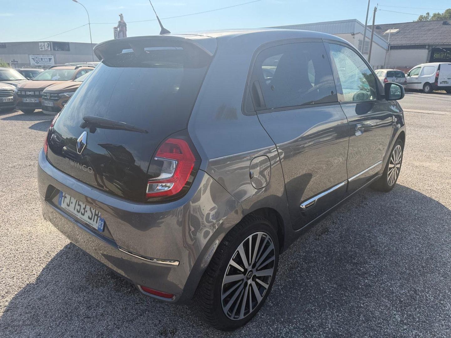 TWINGO III
